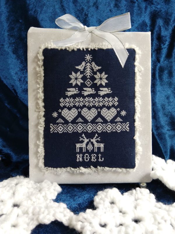 Scandinavian Noel blue